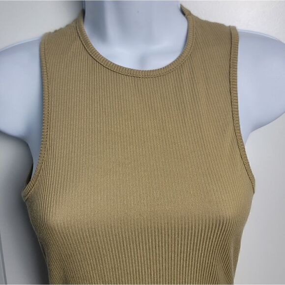 NWT- MISSGUIDED Mini Dress  - Picture 3 of 7